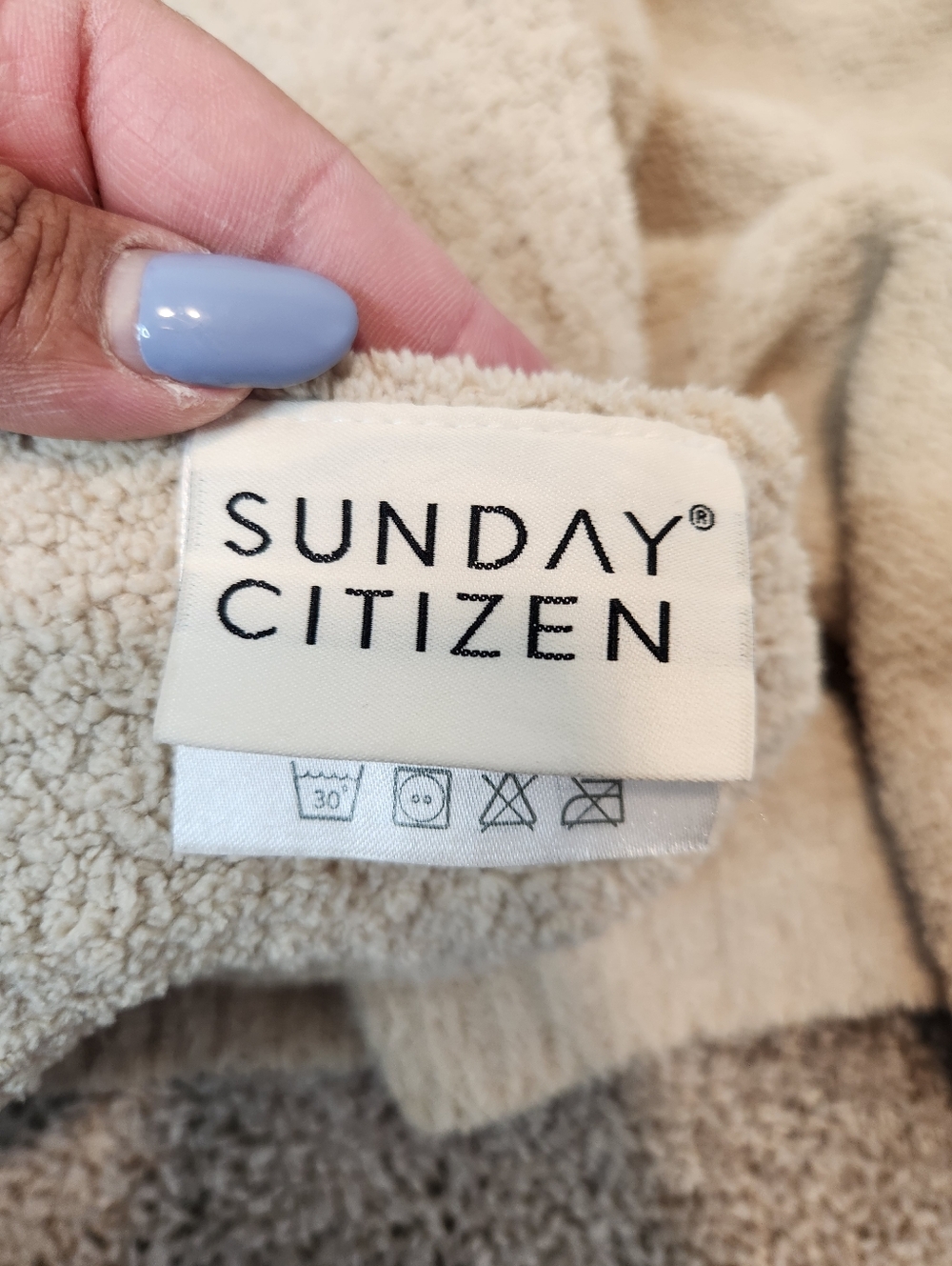Sunday Citizen Snug Lap Throw Blanket - Picture 4 of 8